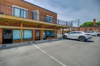 Historic Downtown Bristol Loft - Free Parking - 3-Star