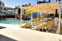 Saygılı Beach Hotel & All Inclusive - Pools