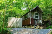 Cozy Beavercreek Cabin Retreat – Smoky Mountain Serenity Awaits! - Balkon