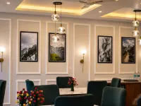 Kavin the Chail Resort - Serene Valley Views - breakfast