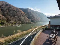 Takamiya Ryokan Beni - Mountain view