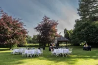 Audleys Wood Hotel, Basingstoke - Виллы