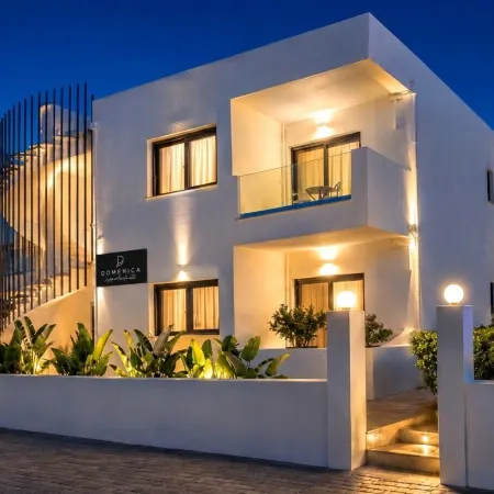 Domenica Apartments