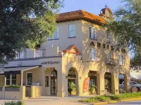 Artisan Downtown - parking
