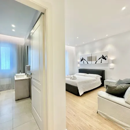 J&O' Luxury Suite
