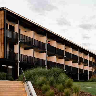The Sebel Yarrawonga Silverwoods Hotel Exterior