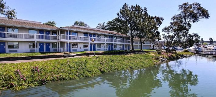 Motel 6 Oakland, CA - Embarcadero Hotel a Oakland