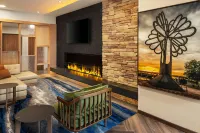 Fairfield Inn & Suites Cedar Rapids North - مسبح