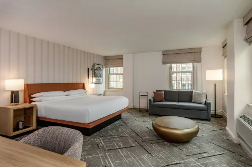 Sheraton Commander Hotel - Boutique