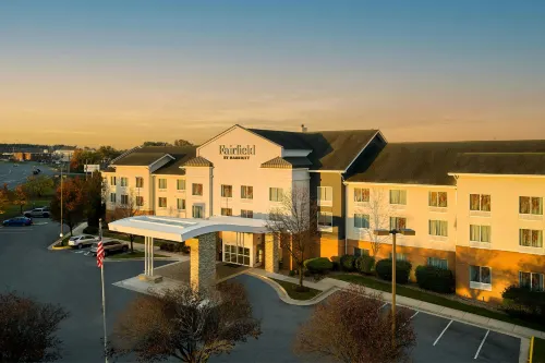Fairfield Inn & Suites Winchester - Parking