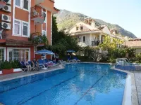 Red Rose Hotel - pantai