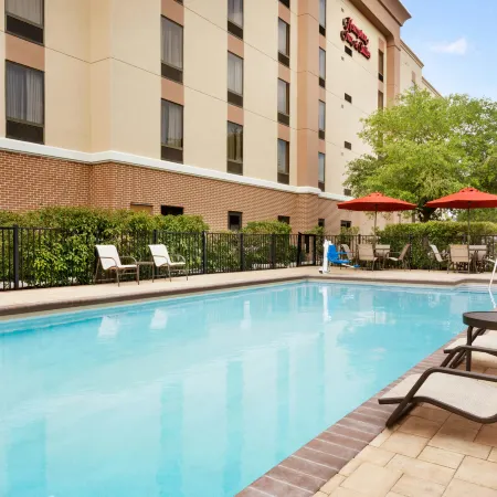 Hampton Inn & Suites Largo