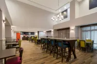 Hampton Inn Wilson Downtown - Aamiainen