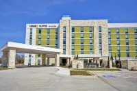 Home2 Suites by Hilton Plano Richardson, TX - Bathtub