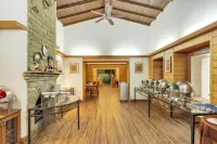 Club Mahindra Binsar Valley - Breakfast