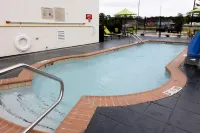 斯萊德爾萬豪SpringHill Suites酒店 - 泳池