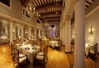 Taj Falaknuma Palace - breakfast