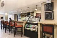 Hyatt Place College Station - Barer