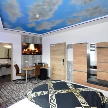 Sleep-Inn Motel