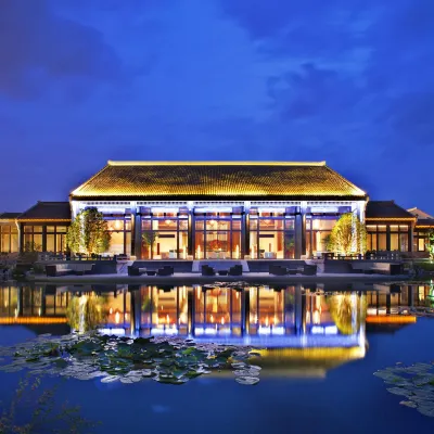 Radisson Blu Resort Wetland Park Wuxi Hotels near Lianghong Wetland Park