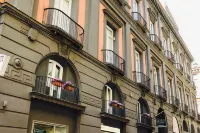 Caruso Place Boutique & Wellness Suites