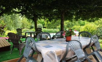 House with 2 Bedrooms in Eyliac, with Private Pool and Enclosed Garden