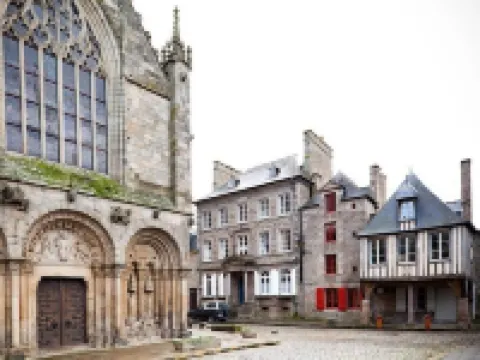 La Maison Pavie Hotels in Dinan