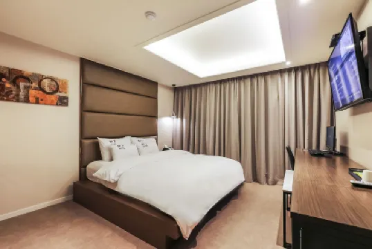 โรงแรมยงอิน เอ็ม 7