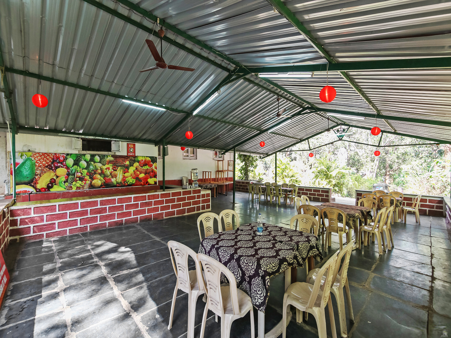 Restaurant Wild Flower Photo