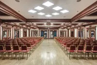 ヴェルディ ブダペスト アクインクム