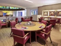 Mercure Jakarta Kota Hotels near Glodok