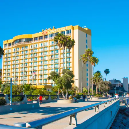 Crowne Plaza VENTURA BEACH by IHG