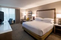 Doubletree by Hilton East Madison East - Pools