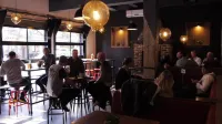 Pint on Punt Backpackers Hotels in Prahran