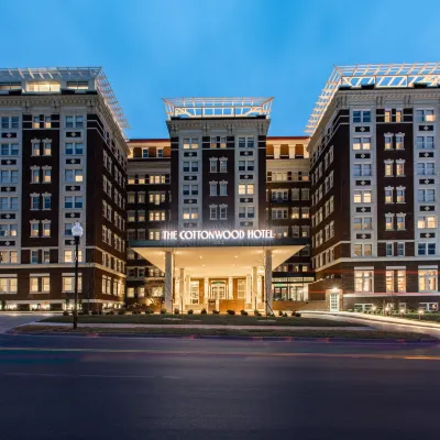 Kimpton COTTONWOOD by IHG Hotels near Joslyn Castle