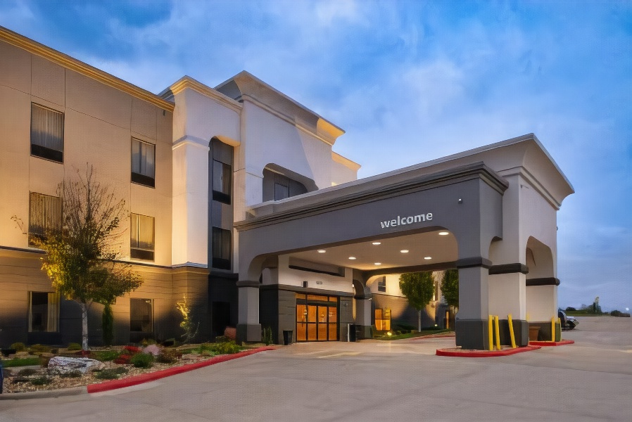 Hampton Inn Kansas City Northeast