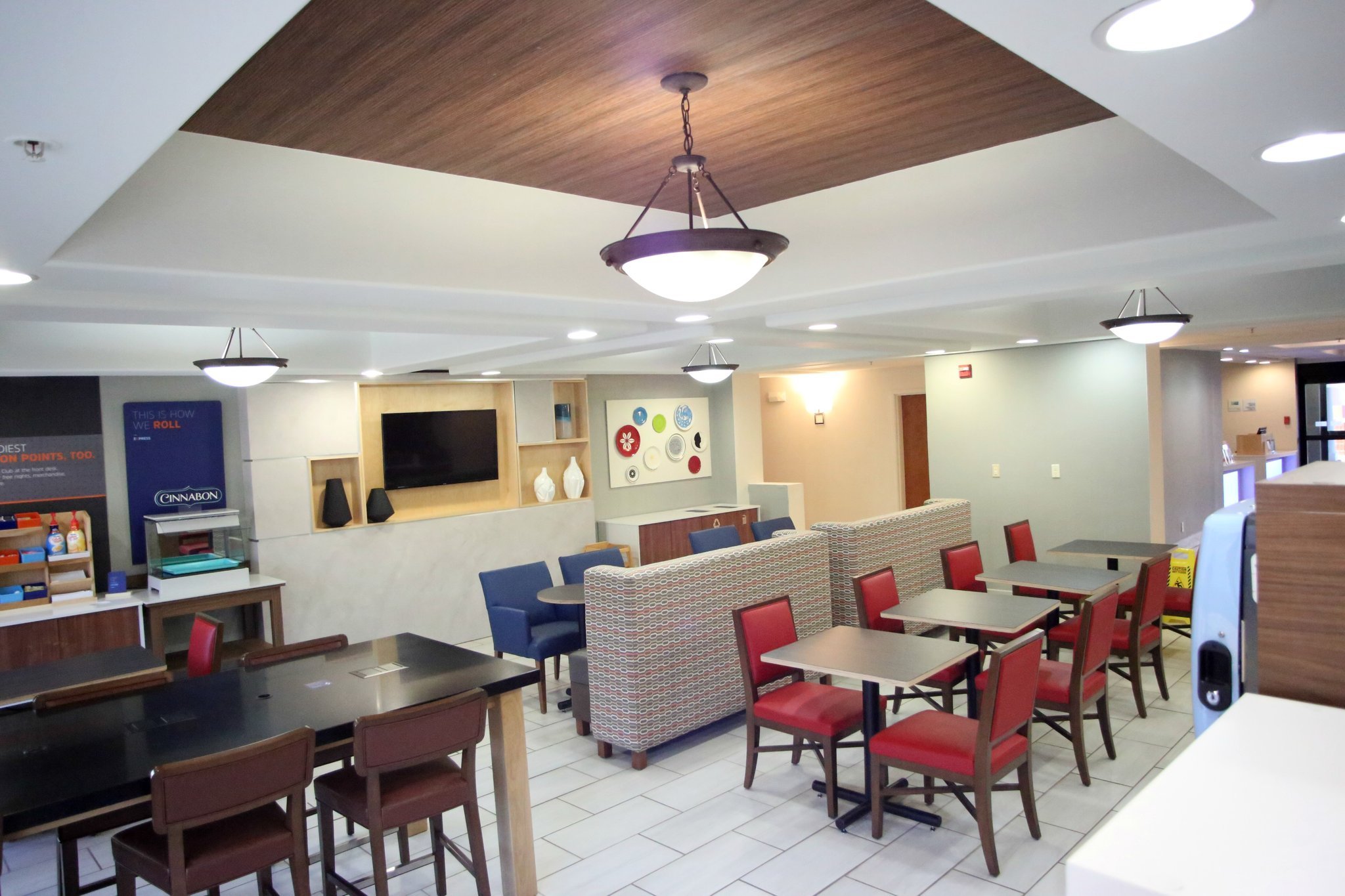 Holiday Inn Express Hotel & Suites Claypool Hill -Richlands Area, an Ihg Hotel