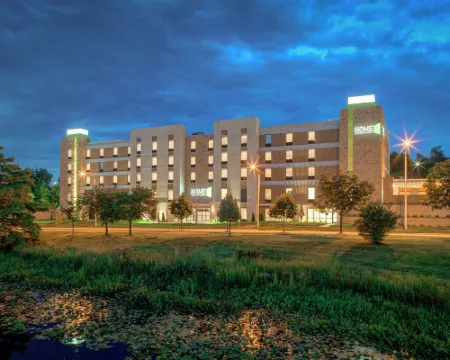 Home2 Suites by Hilton Bloomington, IN Hotels in Bloomington