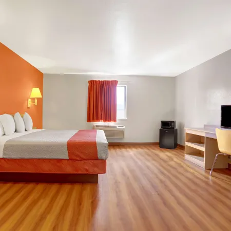 Motel 6 Espanola, NM