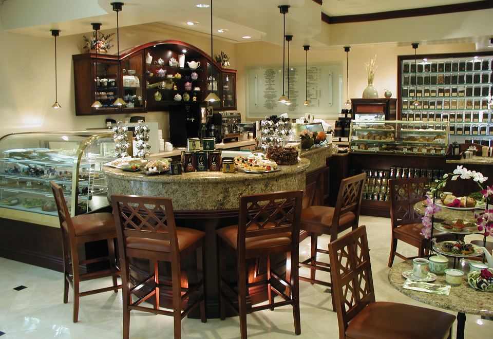 더블트리 야외 수영장 이미지