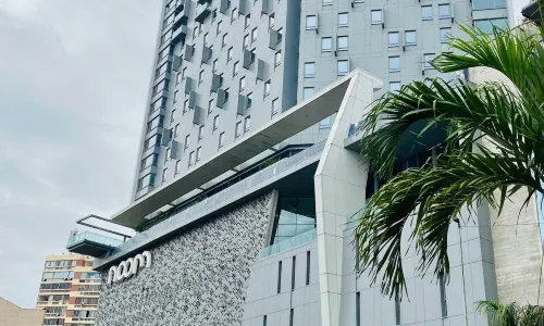 Noom Hotel Abidjan Plateau