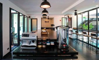 Bed Chiangmai Gate- Adults Only