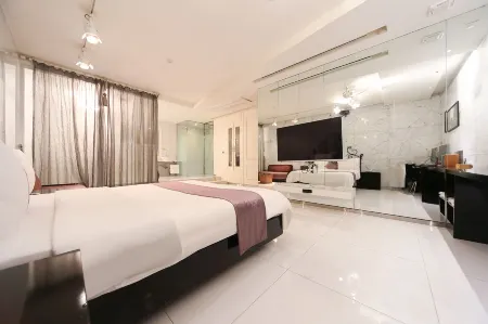 Pohang Daejamdong Pont Neuf Отели рядом с достопримечательностью «Пхоханский университет науки и технологии»