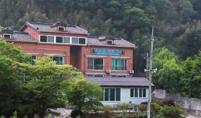 Wanju Cypress Forest Ocher Pension Hotels near Jeonbuk Province Art Museum