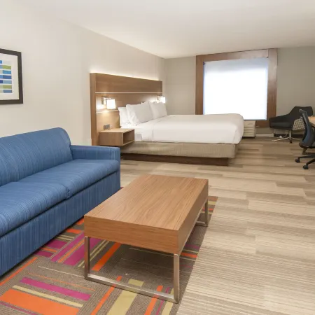 Holiday Inn Express & Suites PLANO WEST – FRISCO by IHG