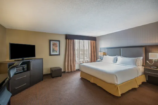 Quality Inn & Suites Regina Downtown