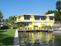 Barefoot Bay Resort Motel