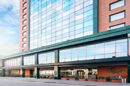 Hotel Blaise & Francis Отели рядом с достопримечательностью «Кастелло Сфорцеско»