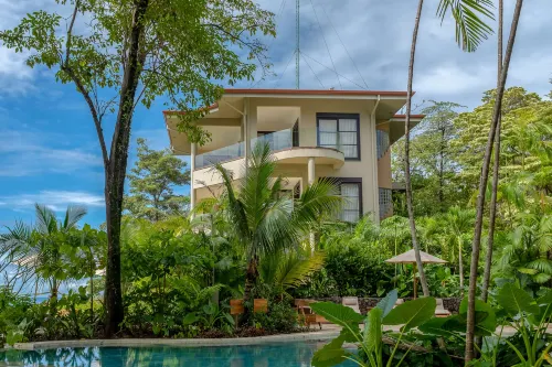 Arenas Del Mar Beachfront & Rainforest Resort Member of the Cayuga Collection - 4 estrellas