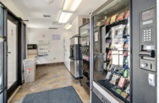 達拉斯森林車道6號汽車旅館